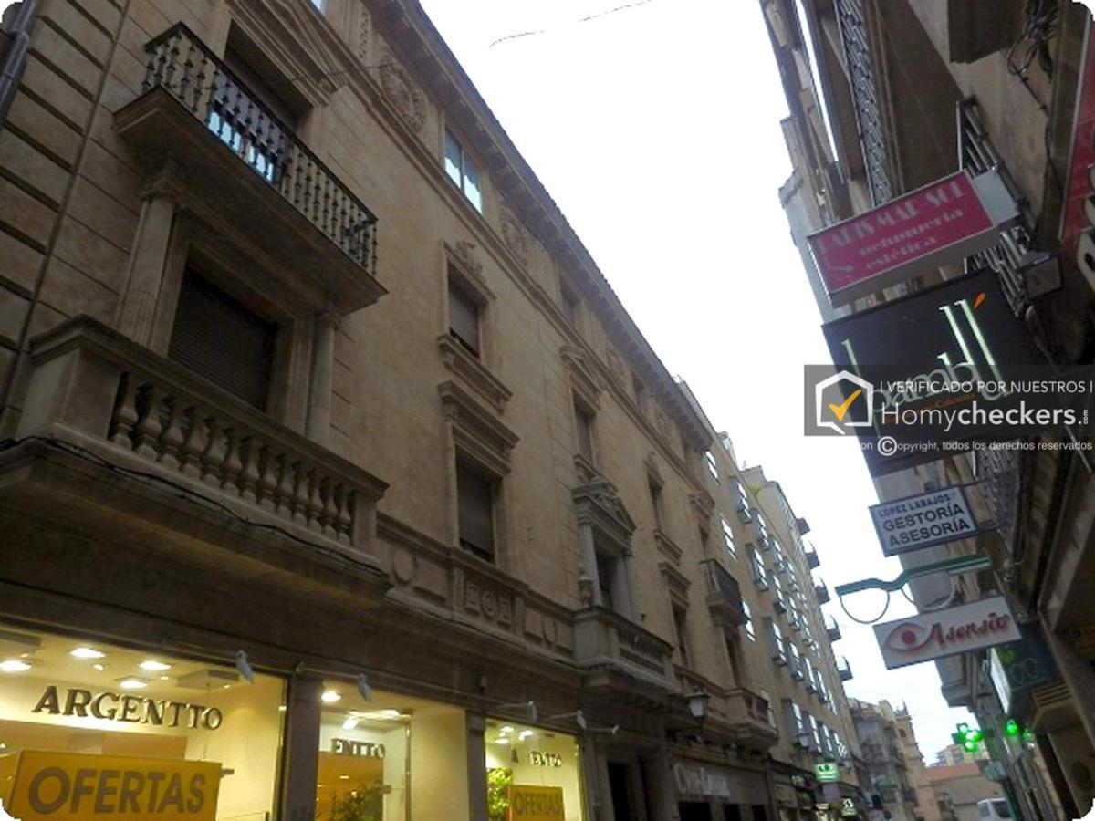 Homyat Prior Isidros, Plaza Mayor Salamanca Exterior photo